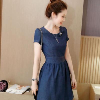 ĐẦM JEAN XÒE CỔ TRÒN ĐÍNH NƠ XẾP LY EO - NJ913